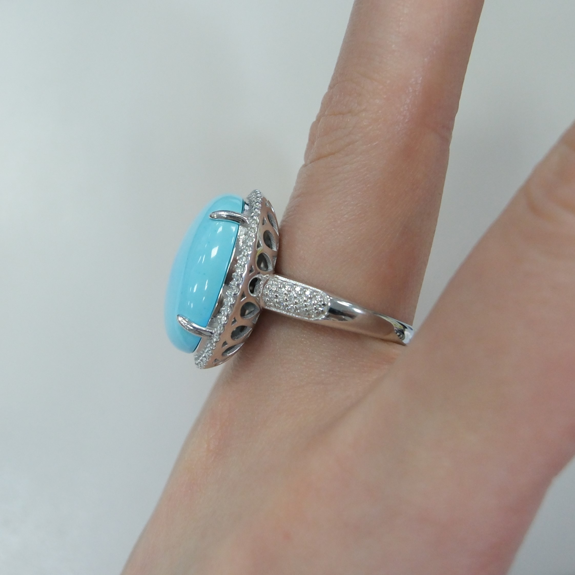 Серебряное кольцо с бирюзой